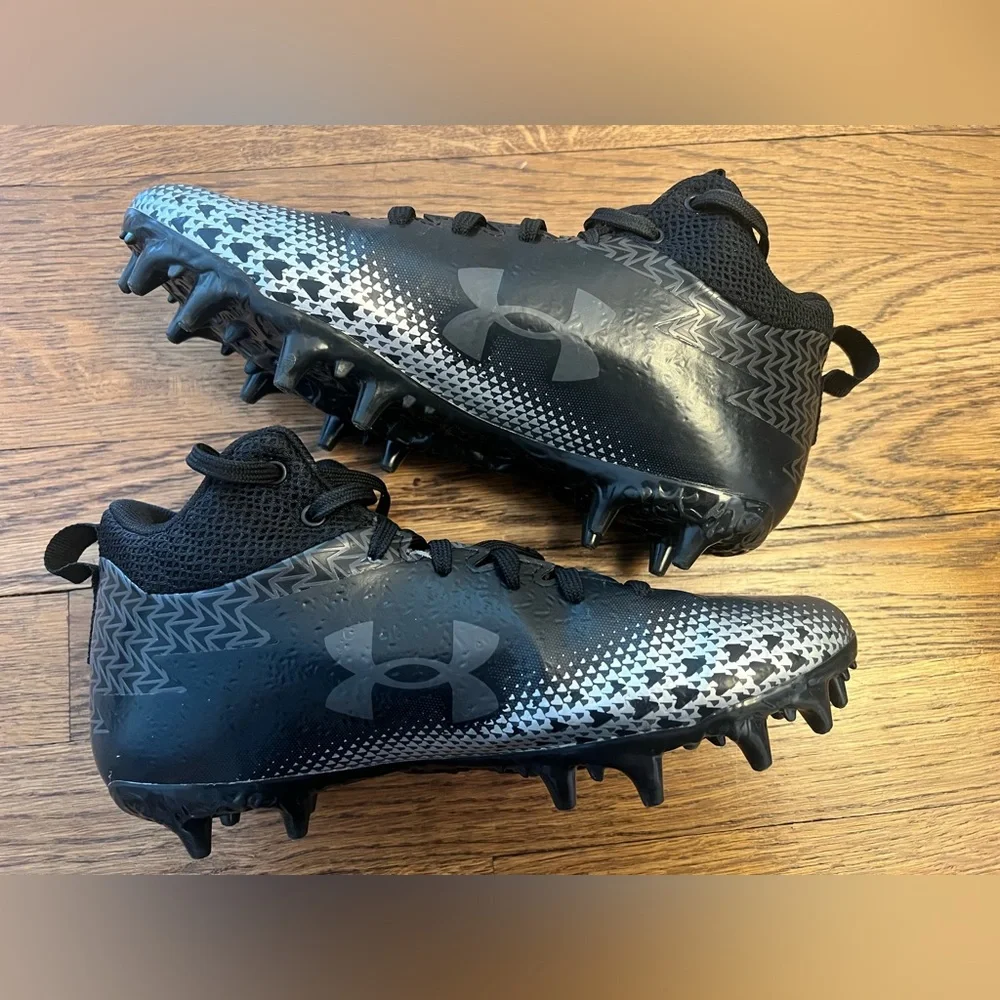 Under Armour Spotlight Franchise RM 2.0 Jr. Youth Cleats - Size 5.5Y - Picture 3 of 8